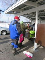 Kisat käyty ja jonotetaan punnitukseen!