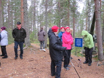 Ensimmäiset saapuneet mäelle..