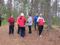 Ensimmäiset saapuneet mäelle..