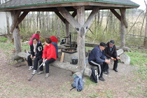 Jutustelua rillin äärellä..